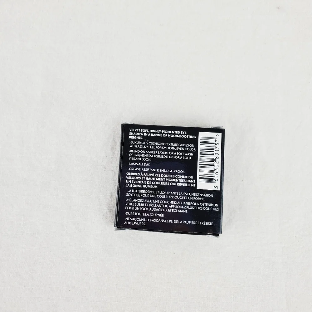 COVERGIRL Exhibitionist Velvet Mono Eye Shadow
